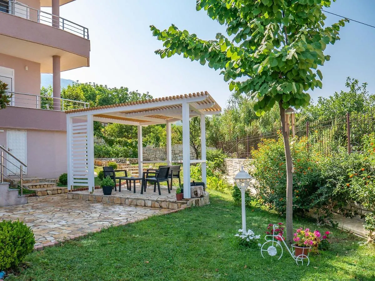 Nyc Modern & Spacious Apartament 5 Min From Seaside Orikum Albania
